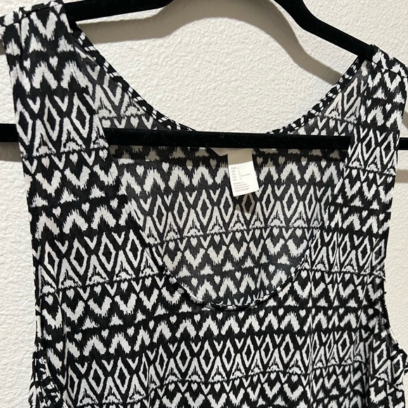 H&M Tank Top - Picture 4 of 6